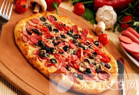 电饼铛披萨的做法分享 让你轻松学