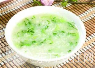 青菜粥的家常做法 让你健康吃出来