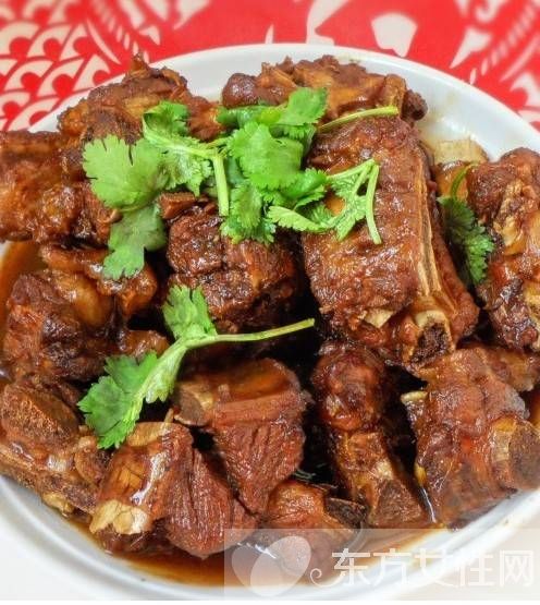红烧排骨怎么做好吃 排骨竟还有这功效