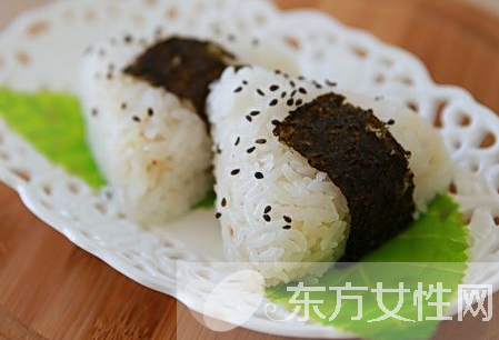 饭团该怎么做 四大饭团做法让你轻松学会