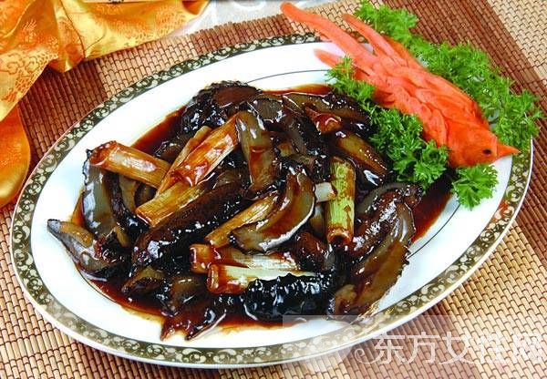 葱烧海参怎么做好吃 海参不仅补肾还有这功效