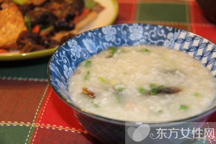 皮蛋粥的做法大全 简单步骤让你轻松学