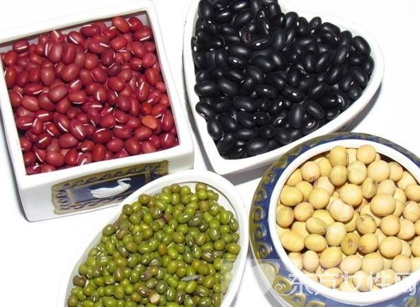 抗衰老的食物有哪些 这些习惯会加速皮肤老化