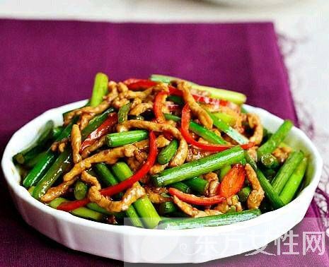蒜苗炒肉丝的做法 蒜苗炒肉丝菜品特色