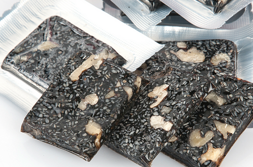 固元膏的作用     养颜调经安胎