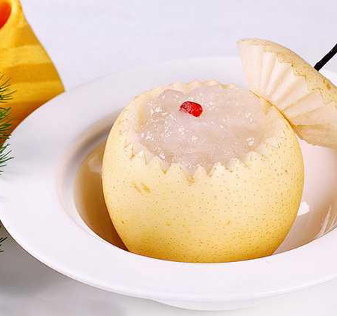 冰糖炖雪梨的功效 感冒吃它好处多