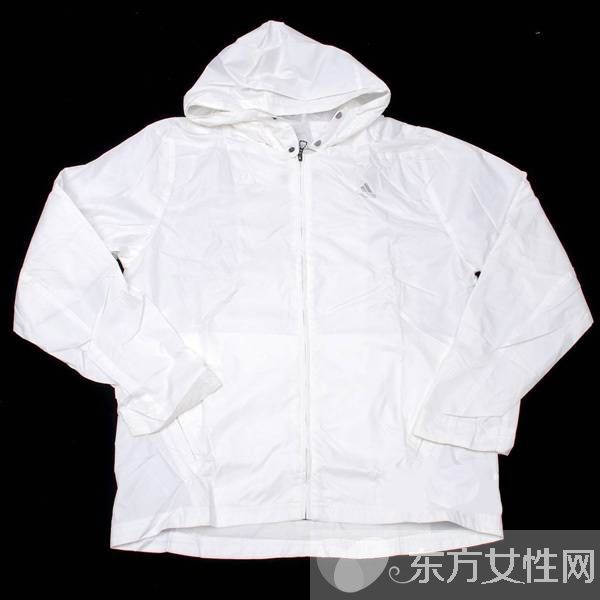 衣服染色去除小窍门 如何避免白色衣物染色