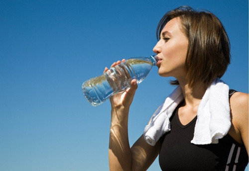 早晨喝水的好处 早餐喝水的好处有哪些
