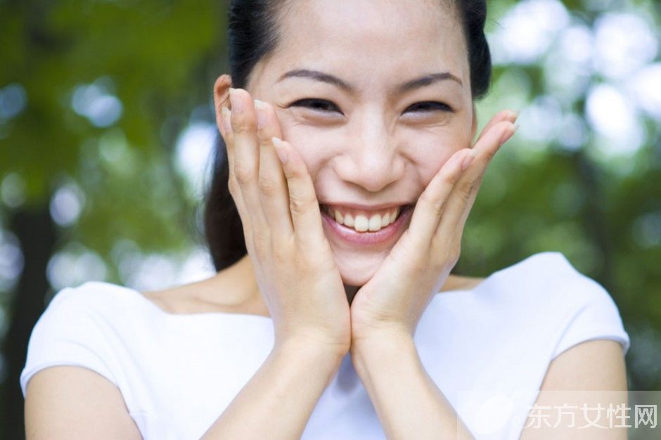 怎样让牙齿变白小窍门 妈妈再也不用担心我牙黄啦