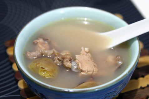 土茯苓的功效与作用有哪些 有什么注意事项