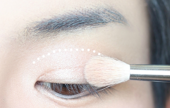 韩范甜美新娘妆容教程 让你美翻众人