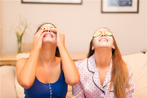 皮肤老化的信号 警惕六大皮肤老化症状