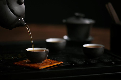 早晨喝水的好处 早餐喝水的好处有哪些