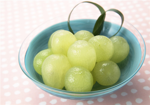 提子的营养价值有哪些 多吃提子有什么好处