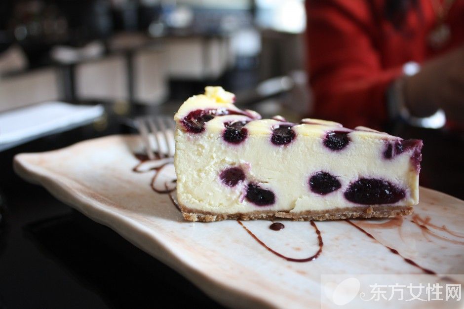 蓝莓芝士蛋糕的做法 简单几招让你轻松学会