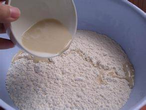 泡打粉的作用与功效 泡打粉和发酵粉的区别