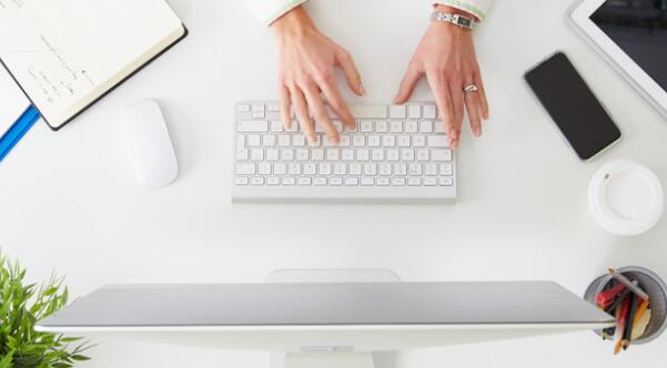 怎么清理电脑灰尘 8个步骤轻松处理