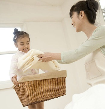 羽绒服可以用洗衣机洗吗 揭羽绒服的清洗方法