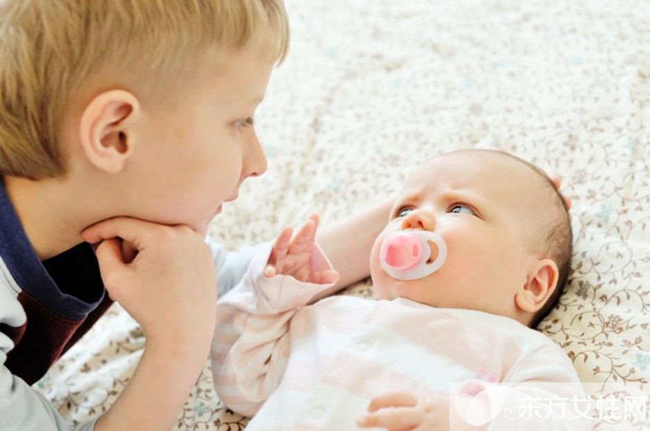 安抚奶嘴的利弊 如何让宝宝正确使用安抚奶嘴