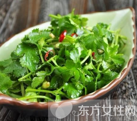 香菜煮水的功效有哪些 香菜煮水还能祛斑