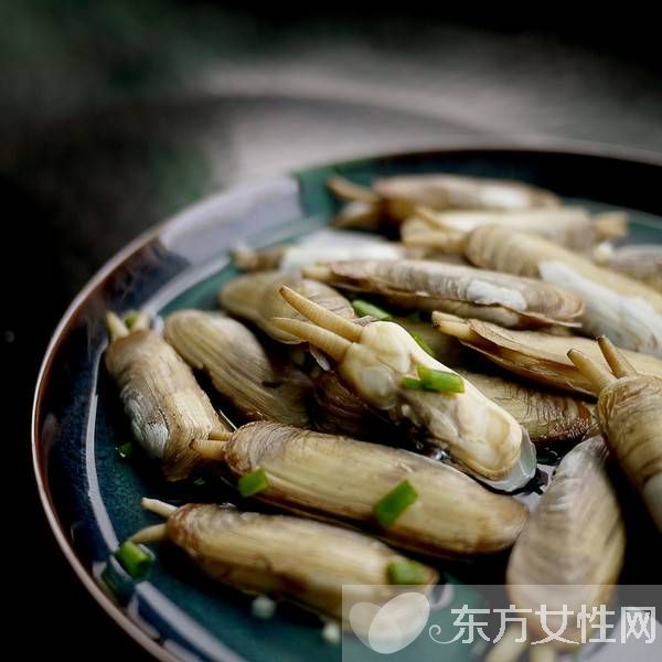 蛏子该怎么洗 三大步骤教你轻松搞定