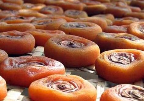 柿子饼的营养价值有哪些呢 柿子饼的制作步骤