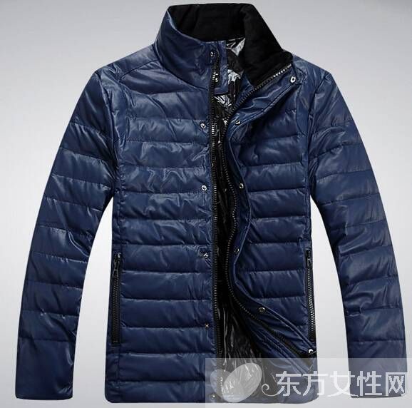 羽绒服应该怎么洗 清洗羽绒服的注意事项需谨记