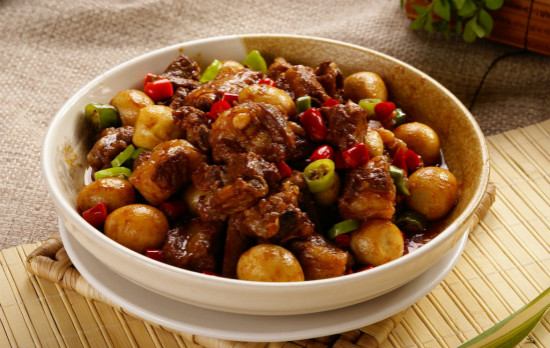 鸽子蛋有营养吗 鸽子蛋的吃法有哪些