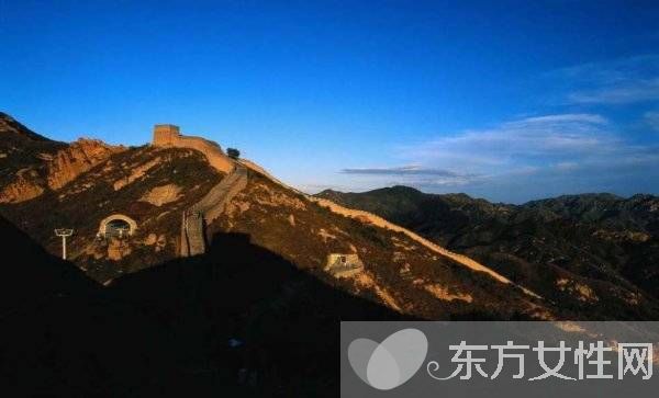 关于万里长城的资料 孟姜女哭长城的传说