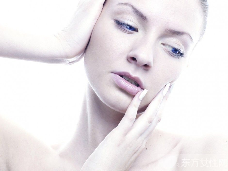 皮肤美容知识 排毒加补水肌肤会越来越好哦