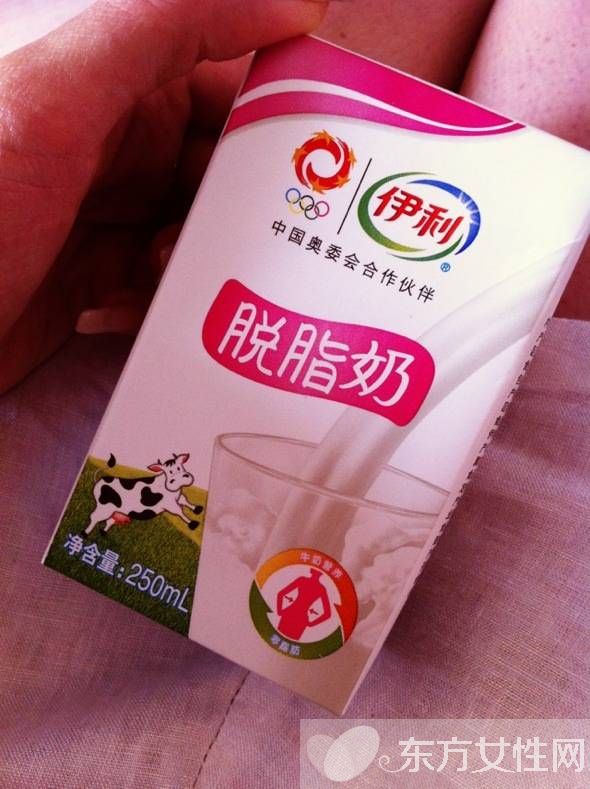 哪种脱脂牛奶好 脱脂牛奶与全脂牛奶的区别