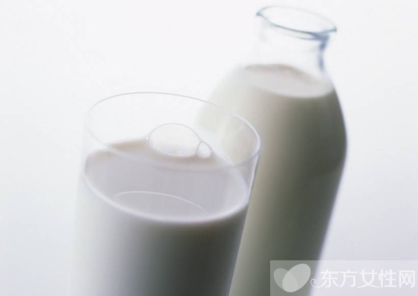 空腹喝牛奶好吗 喝牛奶的好处你了解多少