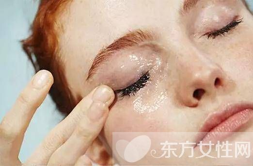 婴儿油的功效与作用 如何用婴儿油去除黑头