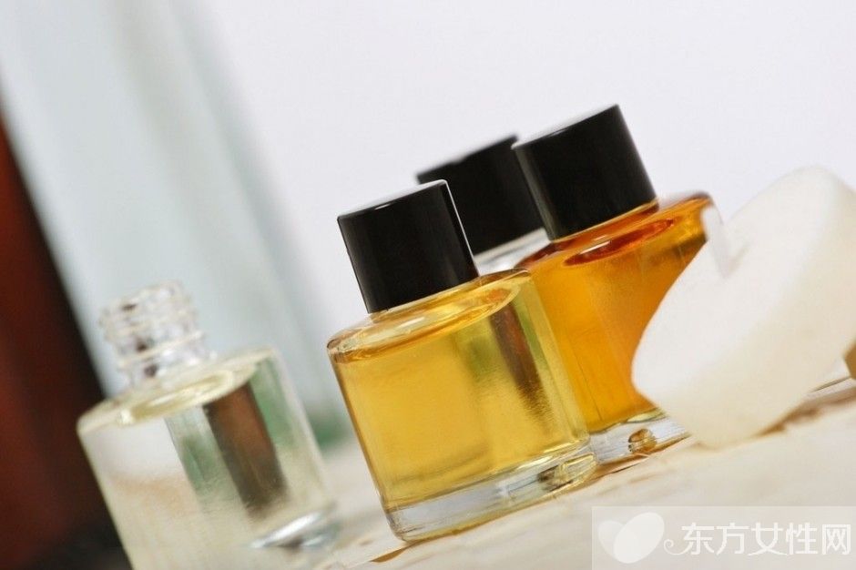 精油的功效及用法介绍 精油的各种用法推荐