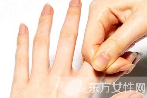 如何保养手部皮肤 这些手部保养方法赶紧学起来