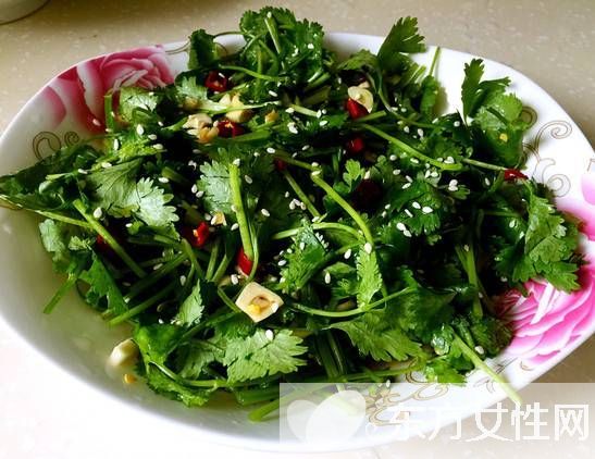 香菜的功效与作用及禁忌 这些人群最好少吃香菜