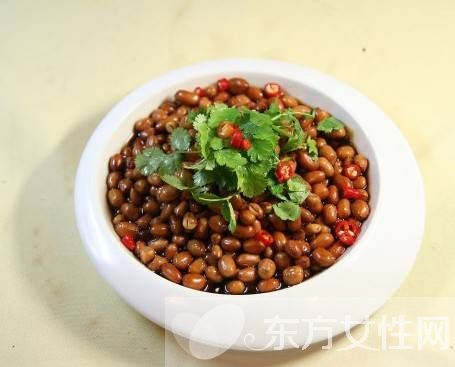 炸花生米的做法大公开 4大美味花生小吃任你选择