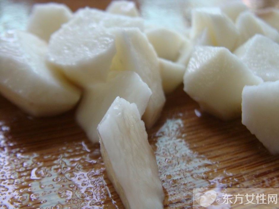 蜜汁山药的家常做法推荐 巧去山药皮不痒小妙招