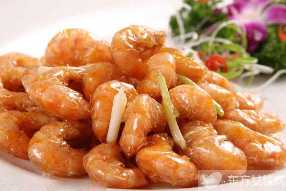 虾和什么不能一起吃 出现这些反应一定要及时就医