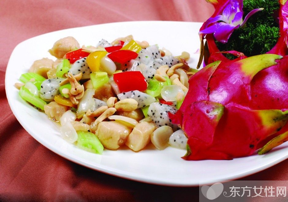 火龙果的功效与作用 这些火龙果的美味吃法你试过吗