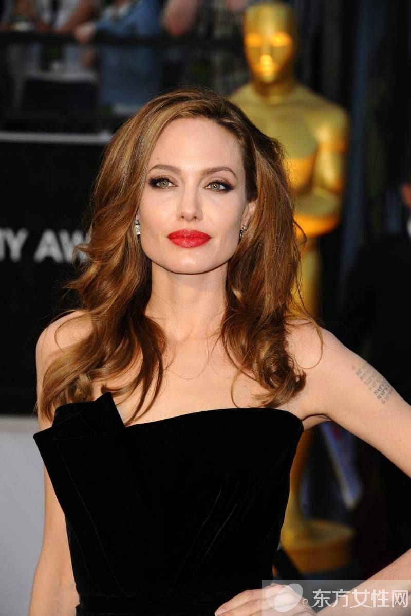 探索明星护肤心得 快速美白祛斑的护肤方法推荐