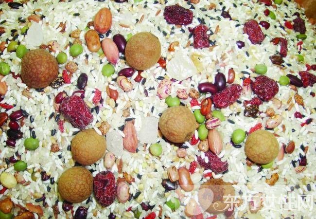 八宝粥的功效与作用 各种功效八宝粥美味做法推荐