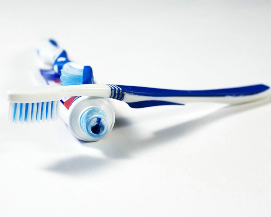 牙刷多久换一次 解读牙刷正确使用的方法