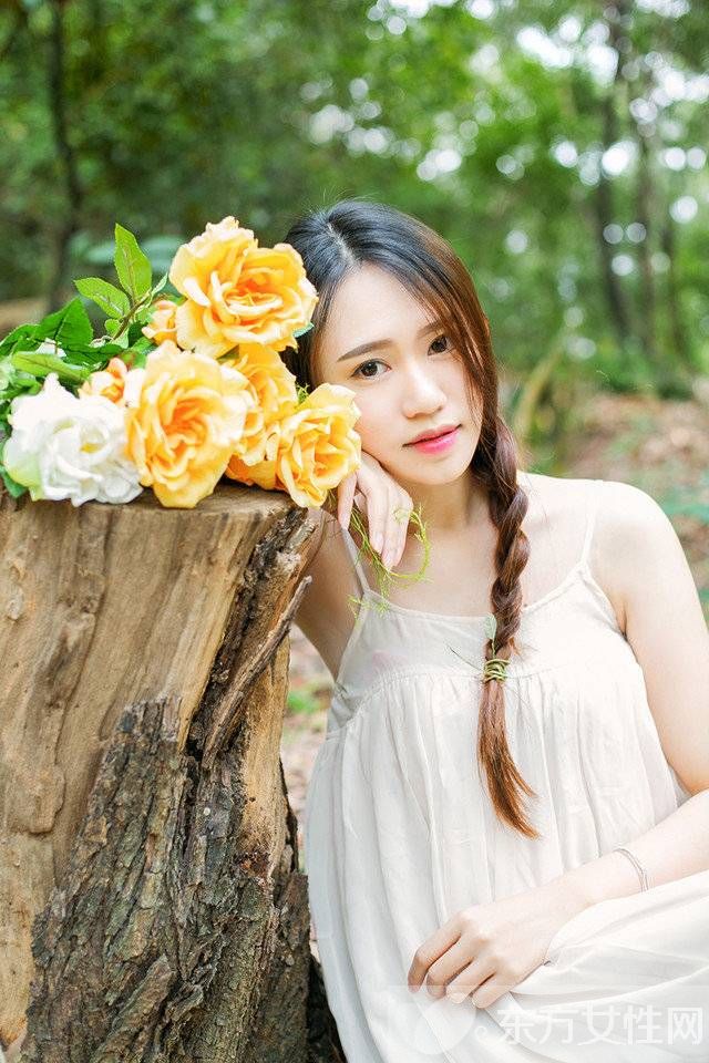 胸前长痘痘的原因有哪些　这些食疗方法很见效哦