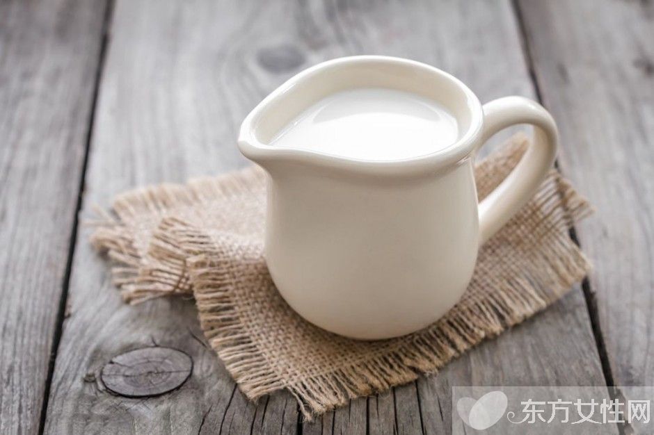 用纯牛奶敷脸好吗 十款牛奶美白面膜让你更加出彩
