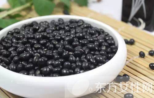 治疗额头痤疮的方法推荐 吃出来的美丽秘诀