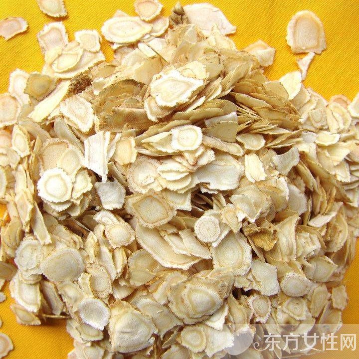 西洋参泡水喝的功效 一定不要和这些食物一起吃哦