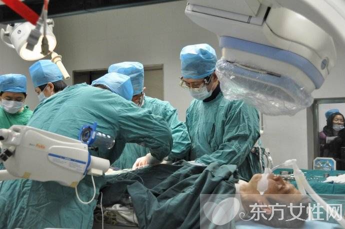 心脏病的早期症状有哪些 心脏病患者应多吃这些水果