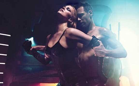 4种不同的做爱姿势 带来全新性爱激情