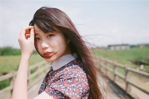 女人为什么会喜欢挽男人手臂 揭女性八大心理隐私